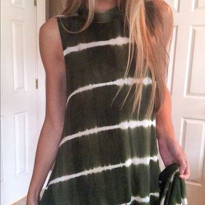 tie dye dark green and white t-shirt dress